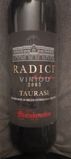 Kampanja Taurasi Mastroberardino Radici 2003