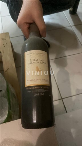 Burdeos No especificado Château L'Aiguille du Pez 2007