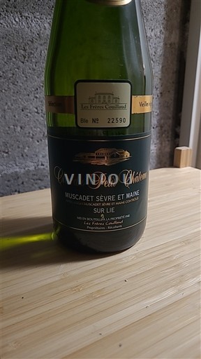 Valle della Loira Muscadet Sèvre et Maine Château Les Frères Couillaud - Clos du Petit Château Vieilles Vignes 2022