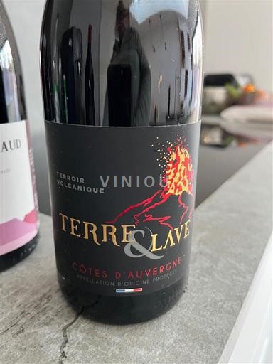 Vallée de la Loire Côtes-d'Auvergne Terre & Lave 2024