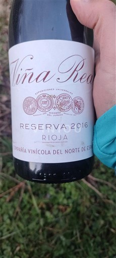 La Rioja Rioja Compañía Vinícola del Norte de España (CVNE) Viña Real Reserva 2016