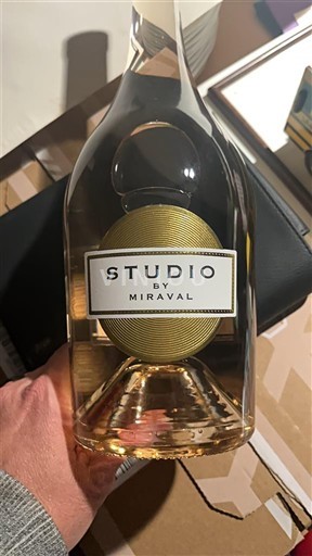 Provence, hạ lưu Rhône, Corse Địa Trung Hải Miraval Studio by Miraval 2024