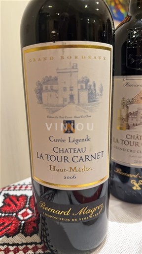 Burdeos Haut-Médoc Grand Cru Château La Tour Carnet Légende 2006