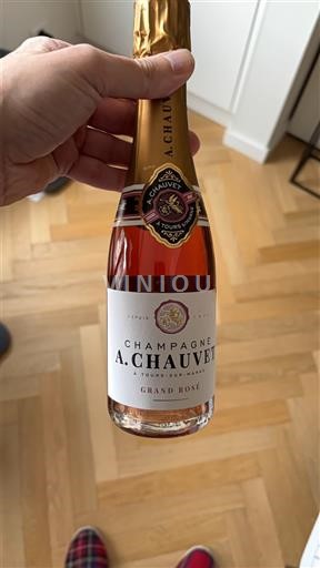 Champagne Sâm-panh A. Chauvet Grand Rosé Không niên vụ