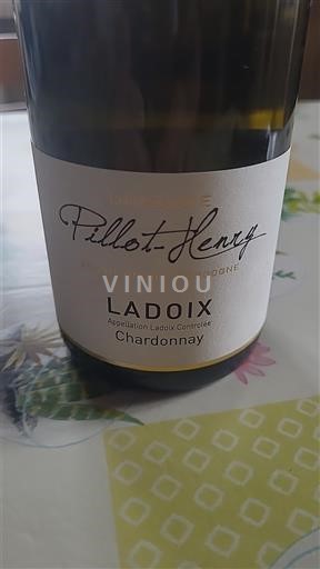 Borgoña Ladoix Pillot-Henry 2024