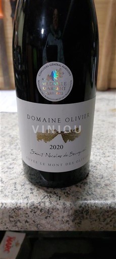 Thung lũng sông Loire Saint-Nicolas-De-Bourgueil Domaine Olivier Le Mont des Oliviers 2020