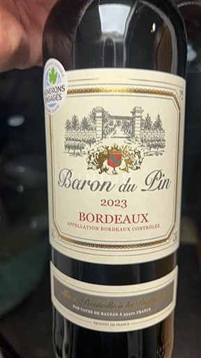 Verërat Rouge sec Baron du Pin 2023 Francë Bordoja Bordo AOC