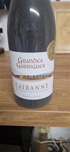 Viner Rouge sec Grandes Garrigues Non millésimé Frankrike Rhônedalen Cairanne AOC