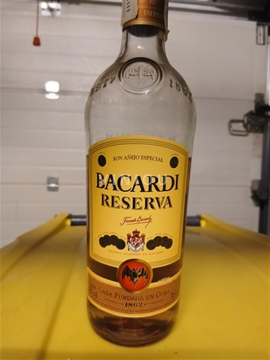 Rom Chihlimbariu Bacardi reserva Bacardi  Cuba Nespecificat