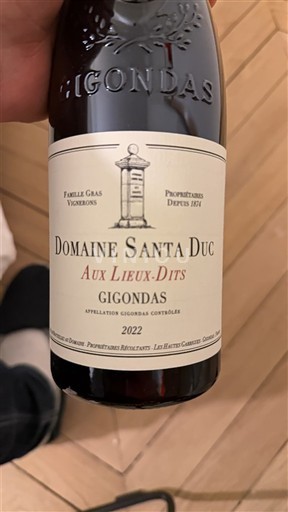 Valle del Ródano Gigondas Domaine Santa Duc Aux Lieux-Dits 2022