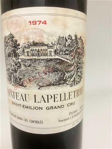 Víno Rouge sec Château Lapelletrie 1974 Francie Bordeaux Saint-Émilion Grand Cru AOC Grand Cru