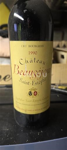 Bordéus Saint-Estèphe Château Beauséjour 1990