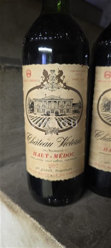Bordeaux Haut-Médoc Château Victoria 1982