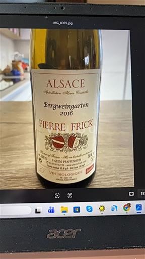 Alsácia Pierre Frick Bergweingarten 2016