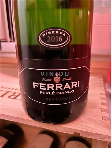 Trentino-Alto Adige Non specificato Ferrari Perlé Bianco Riserva 2016