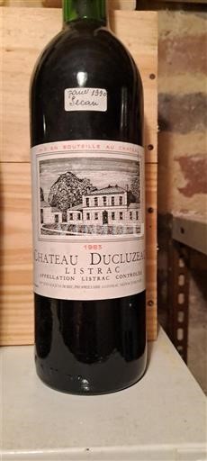Vin Rouge sec Château Cluzeau 1983 France Bordeaux Listrac-Médoc AOC