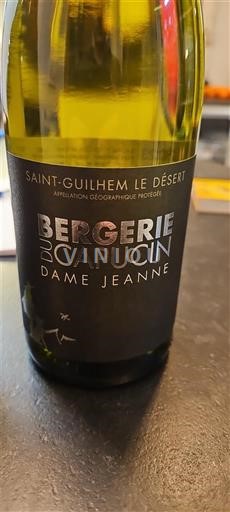 Languedoc in Roussillon Saint-Guilhem-le-Désert Bergerie du Capucin Dame Jeanne 2023
