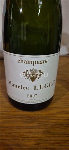 Champagne Sâm-panh Maurice Leger Không niên vụ