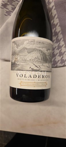 Andalucía Sierras de Málaga Bodega Viñedos Verticales Voladeros 2022