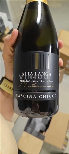 Piedmont Wines Alta Langa Cascina Chicco Millesimato 2021