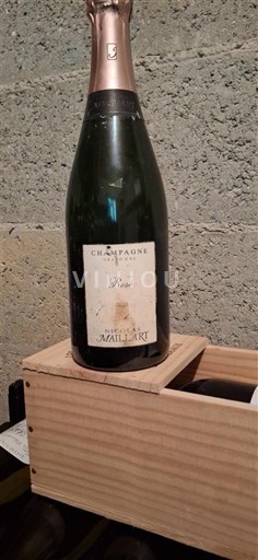 Champagne Sâm-panh Maillart Không niên vụ