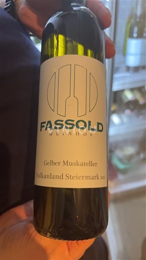 Estiria Vulkanland Steiermark DAC Fassold Weinhof Gelber Muskateller 2022