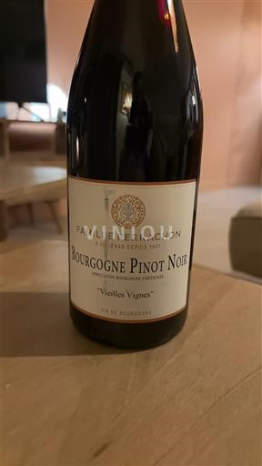 Borgonha Famille Perrachon Vieilles Vignes 2023