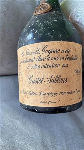 Thung lũng Rhône Cornas Castel-Sablons Le Vénérable Cognac Không niên vụ