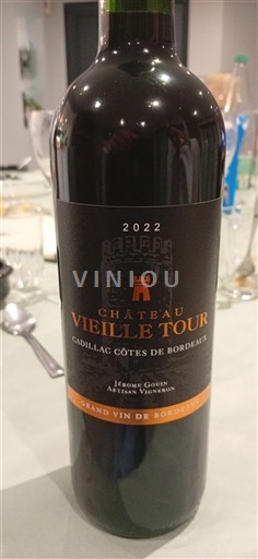 Burdeos Cadillac-Côtes-de-Burdeos Château Vieille Tour 2022