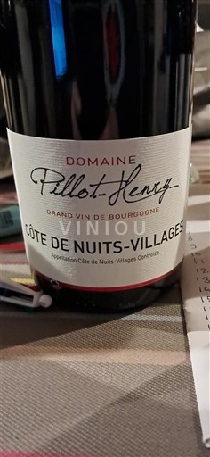Viner Rouge sec Domaine Pillot-Henry 2023 Frankrike Burgund Côte de nuits landsbyer AOC