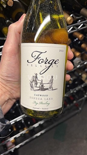 AVA Bờ Đông Niagara Escarpment (New York) Forge Cellars Caywood Dry Riesling 2022