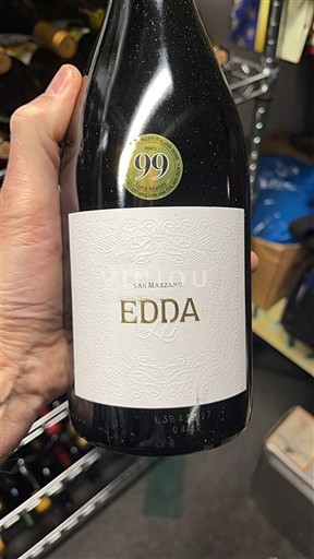 Puglia Susumaniello Salento San Marzano Chardonnay Fiano Muscatel 2022