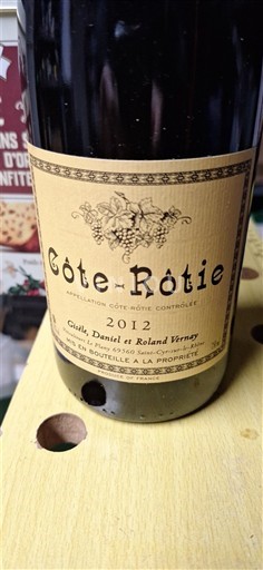 Rhônen laakso Côte-rôtie Cluzel, Daniel et Roland 2012