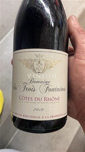 Thung lũng Rhône Côtes-du-rhône Domaine S Trois Fontaines 2010