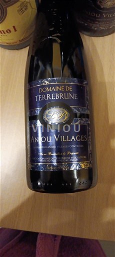 Thung lũng sông Loire Anjou Villages Domaine Terrebrune 2019