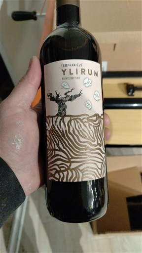 Castilla-La Mancha La Mancha Ylirum Tempranillo Estate Bottled 2023