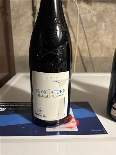 Valle del Rodano Châteauneuf-du-Pape Présidente Nonciature 2022