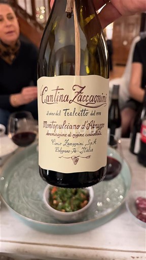 Abruzzerne Montepulciano d'Abruzzo Cantina Zaccagnini dal tralcetto 2022