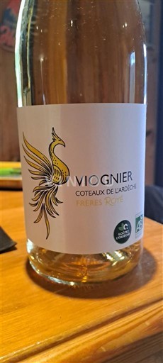 Alpe in reke Rona Ardeški vinogradni grici Pierres Dorées Neleten.