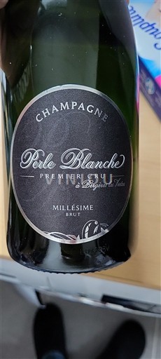 Champagne Premier Cru Perle Blanche Premier Cru à Bergères les Vertus 2024