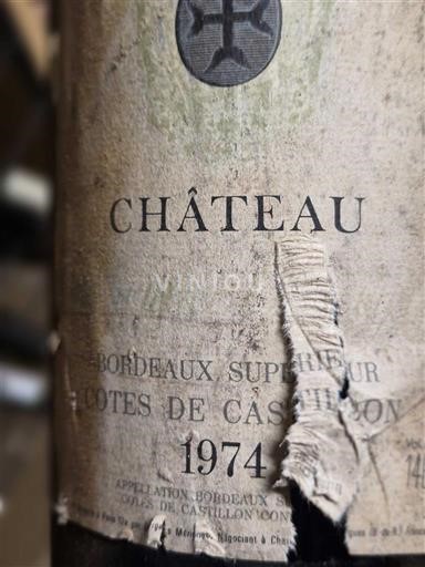Bordeaux Unspecified Château (nom illisible) 1974