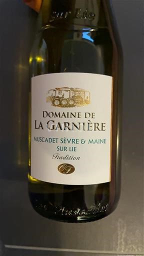 Thung lũng sông Loire Muscadet Sèvre et Maine Domaine La Garnière Tradition Không niên vụ