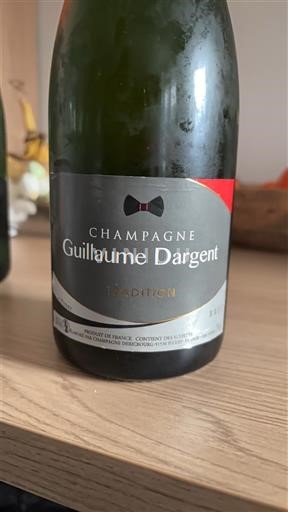 Šampanja Šampanjec Guillaume Dargent Tradition Neleten.