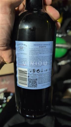 Bồ Đào Nha Porto Ferreira Dona Antónia Reserva Branco Không niên vụ