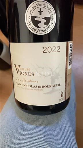 Loire Valley Saint-Nicolas-De-Bourgueil Les Jantins Vieilles Vignes 2022