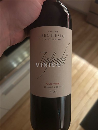 Vùng trồng nho được cấp phép California Bờ biển Sonoma Seghesio Family Vineyards Old Vine 2021