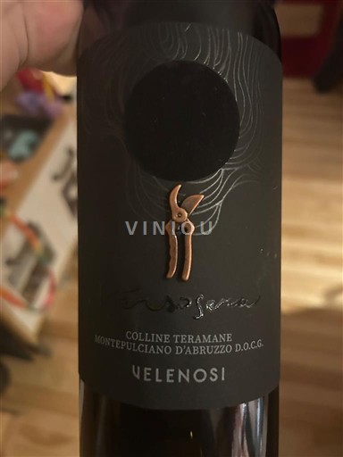 Vin Rouge sec Verso Sera Velenosi Non millésimé Italie Abruzzes DOC