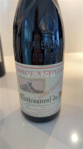 Viinit Rouge sec Cuvée Exceptionnelle Domaine Vieux Lazaret 2015 Ranska Rhônen laakso Châteauneuf-du-Pape AOC