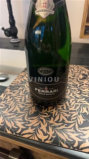 Tridentsko-Horní Adiže Nespecifikováno Ferrari Perlé Bianco 2012