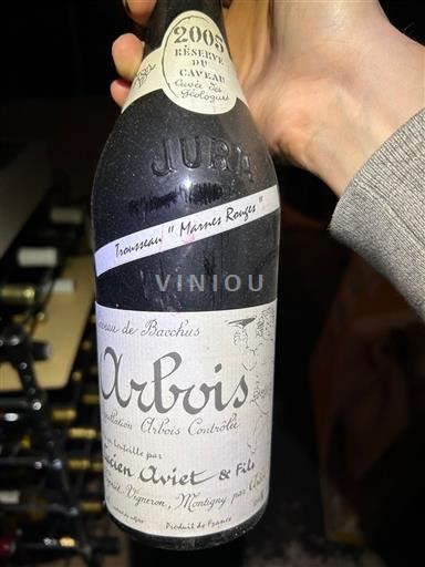 Jura Arbois Lucien Aviet & Fils Réserve du Caveau – des Géologues – Trousseau “Marne Rouge” 2005